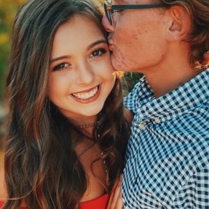 Meet your Posher, Sydnee